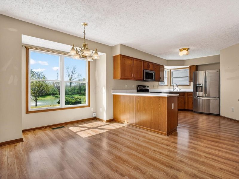 683 Scioto Meadows Boulevard, Grove City, OH 43123 Photo 13