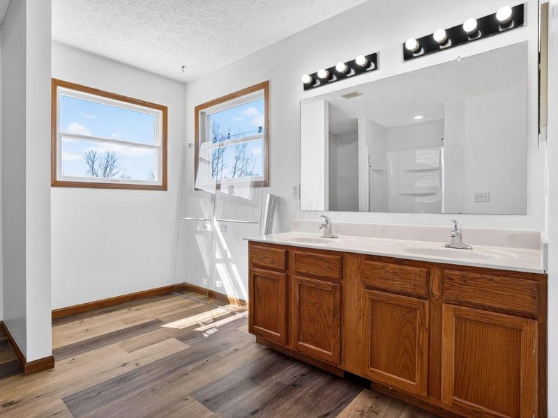 683 Scioto Meadows Boulevard, Grove City, OH 43123 Photo 23