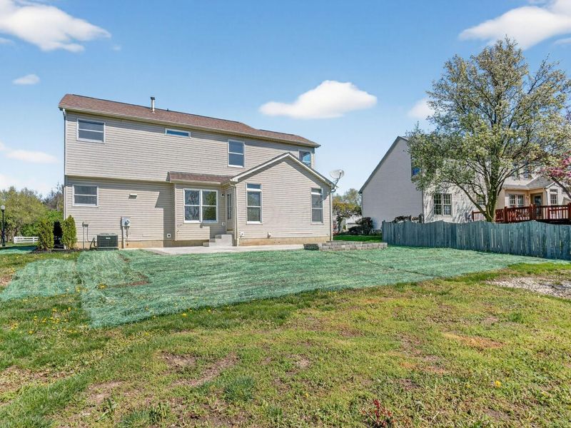 683 Scioto Meadows Boulevard, Grove City, OH 43123 Photo 37