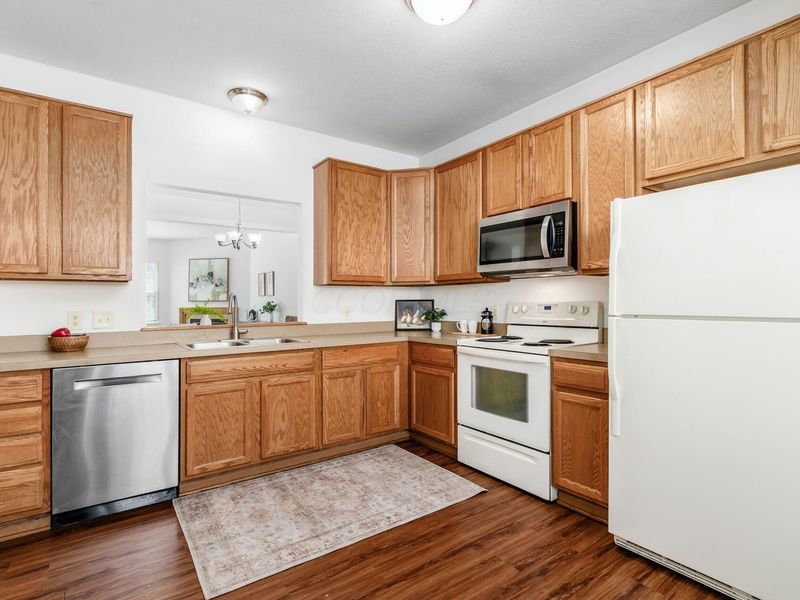 3731 Grimes Drive, Columbus, OH 43204 Photo 8