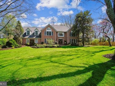 3271 HISTORY DRIVE, OAKTON, VA 22124
