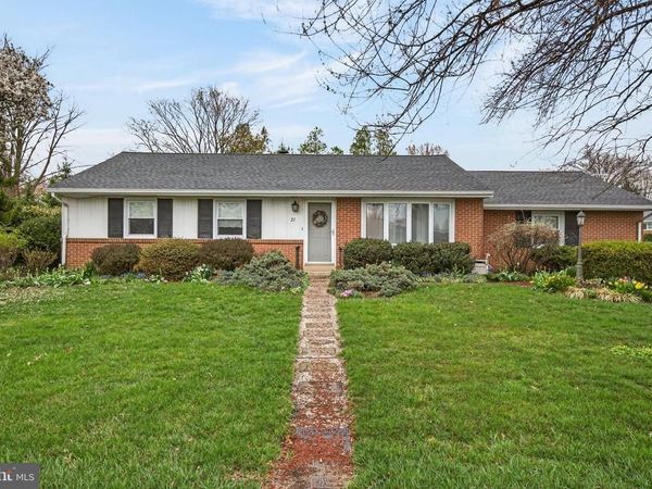 21 VIOLET AVENUE, WILLOW STREET, PA 17584