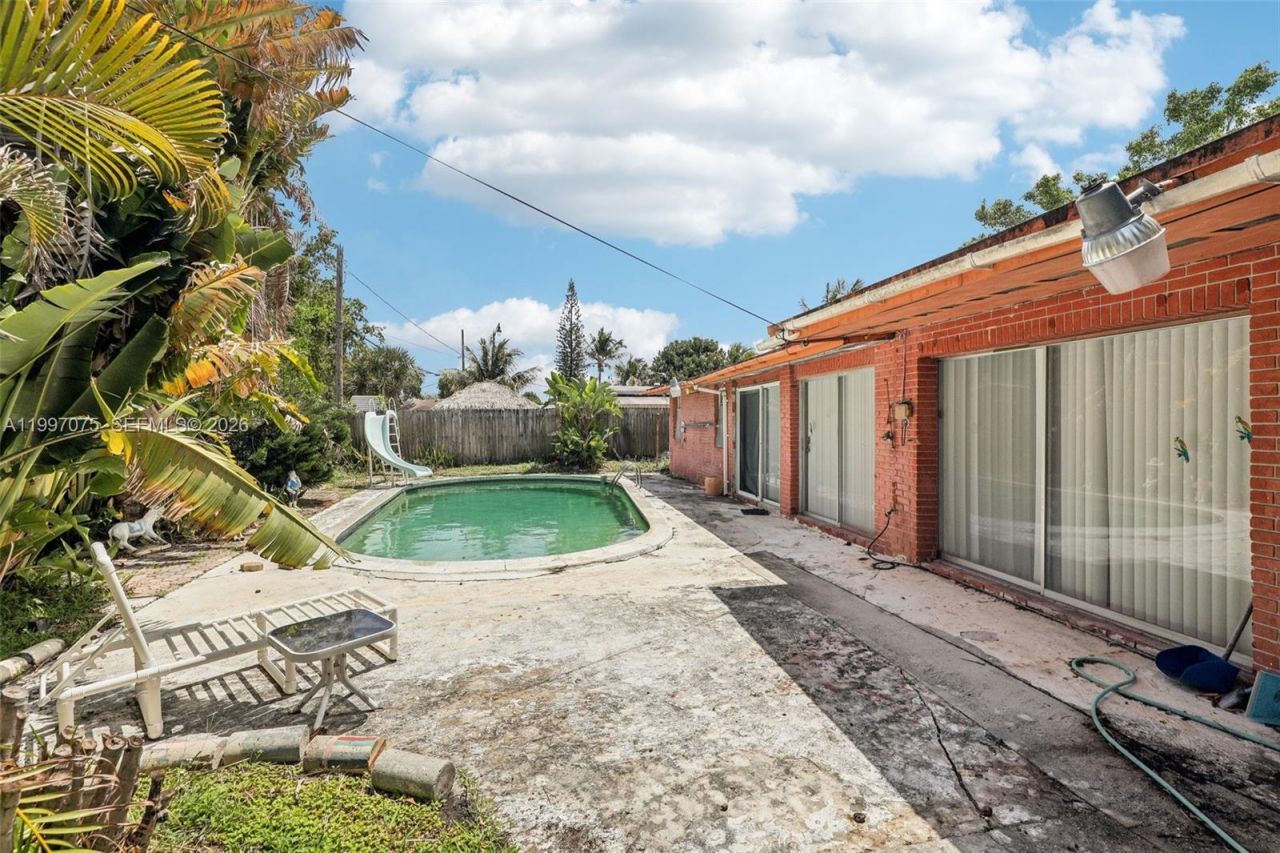 1611 NE 42nd Ct , Pompano Beach, FL 33064 Photo