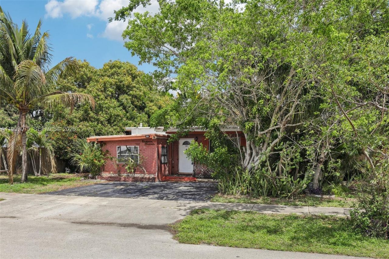 1611 NE 42nd Ct , Pompano Beach, FL 33064 Photo