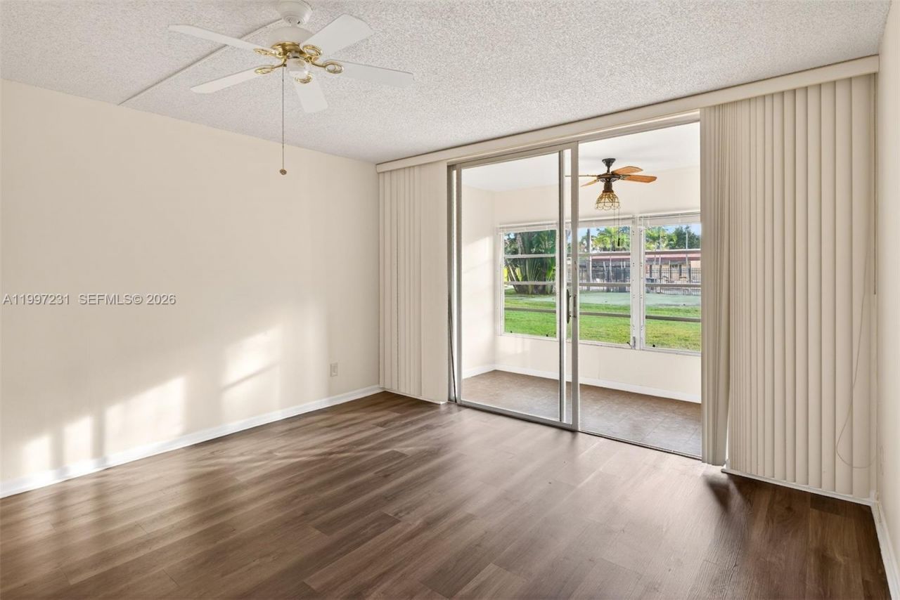5801 NW 62nd Ave, Unit 106, Tamarac, FL 33319 Photo