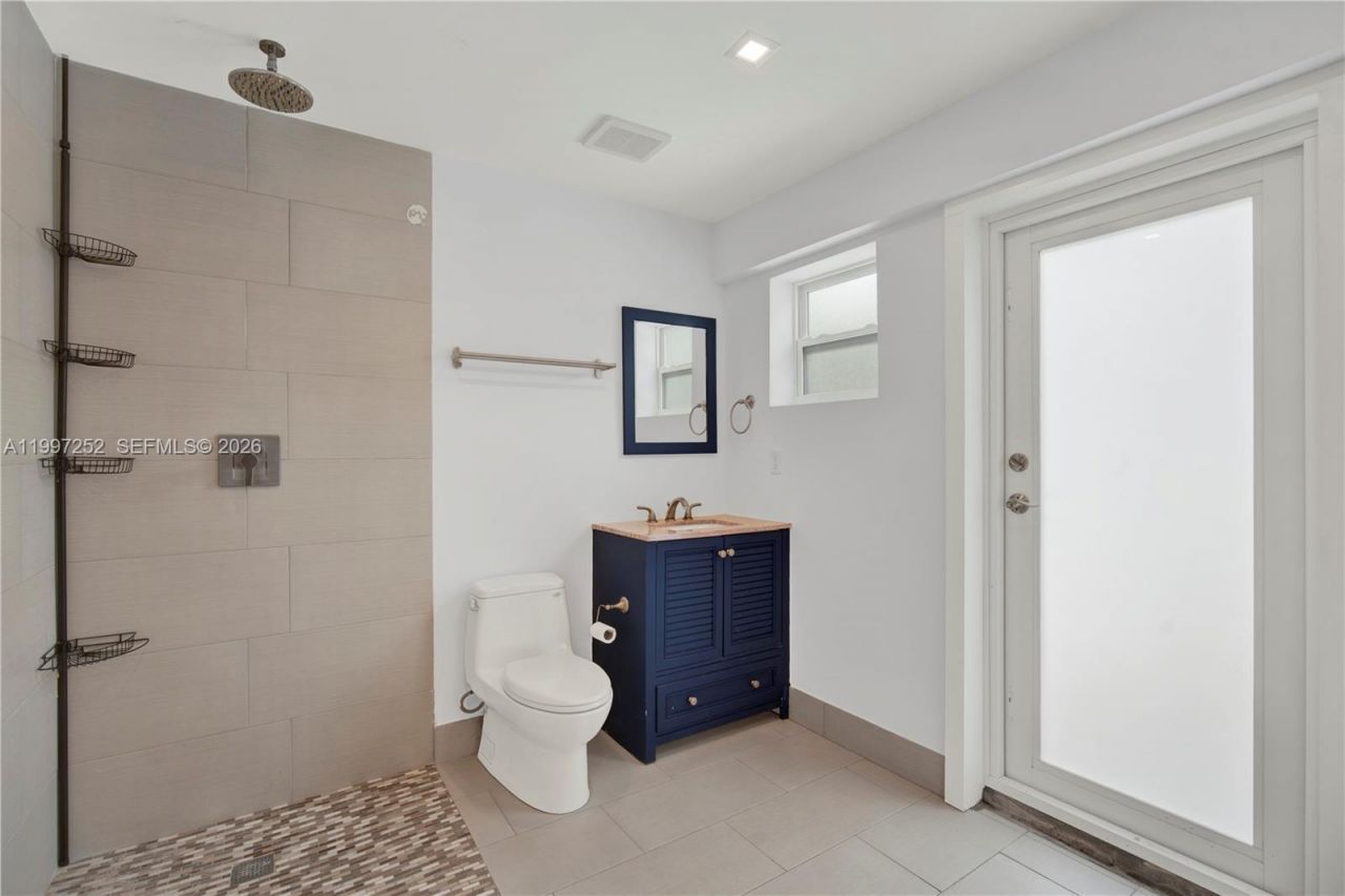 5901 SW 45th St, Miami, FL 33155 Photo