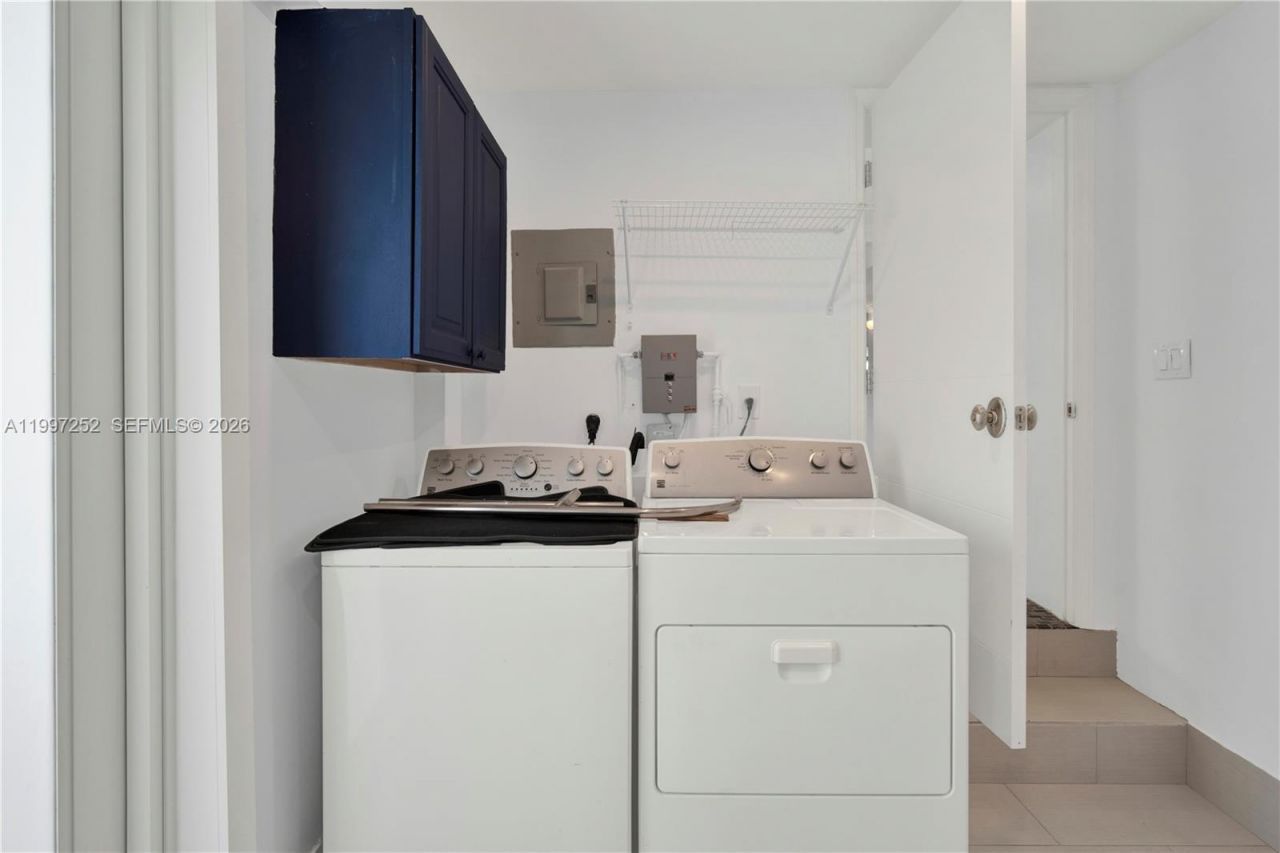 5901 SW 45th St, Miami, FL 33155 Photo