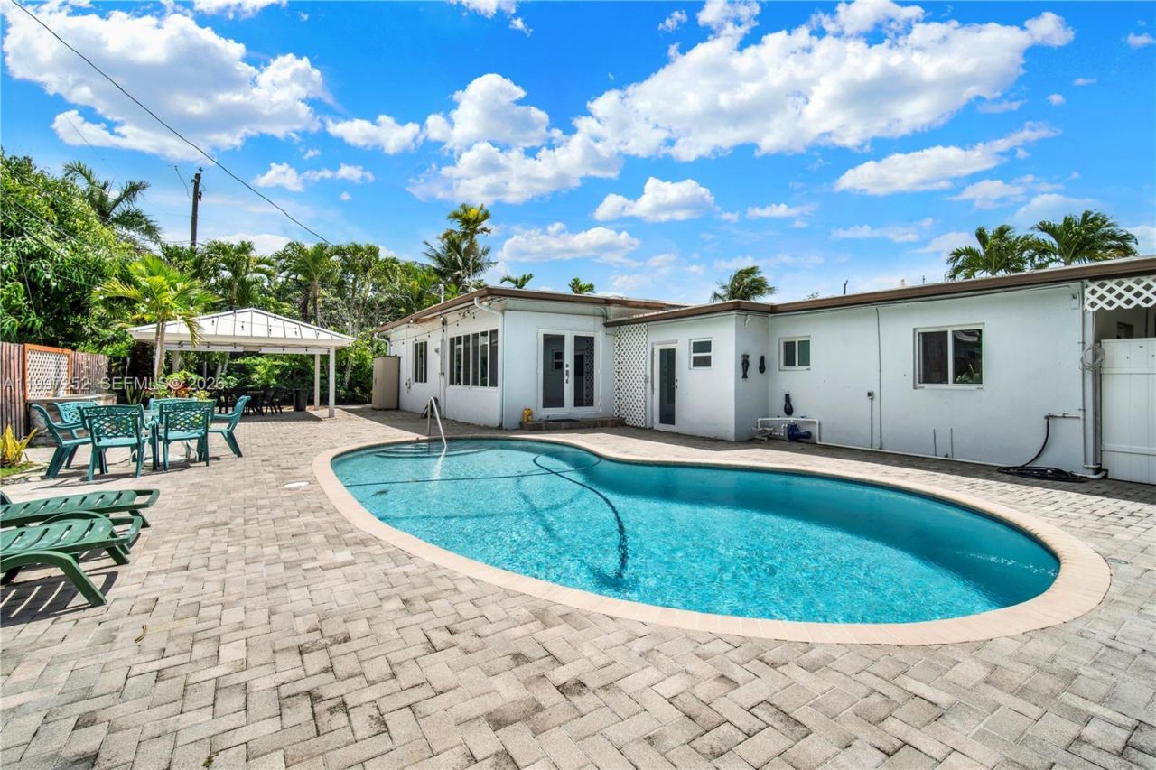 5901 SW 45th St, Miami, FL 33155 Photo