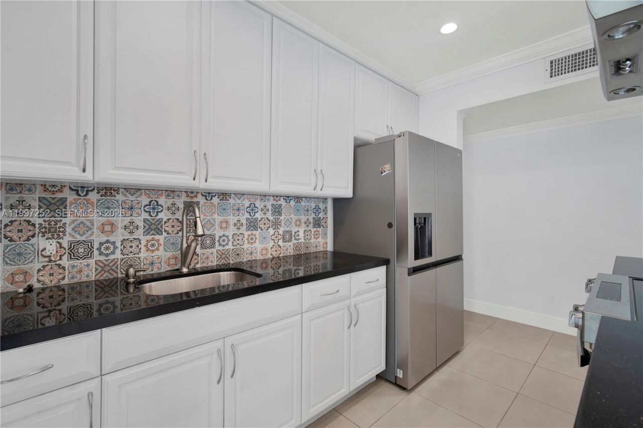 5901 SW 45th St, Miami, FL 33155 Photo