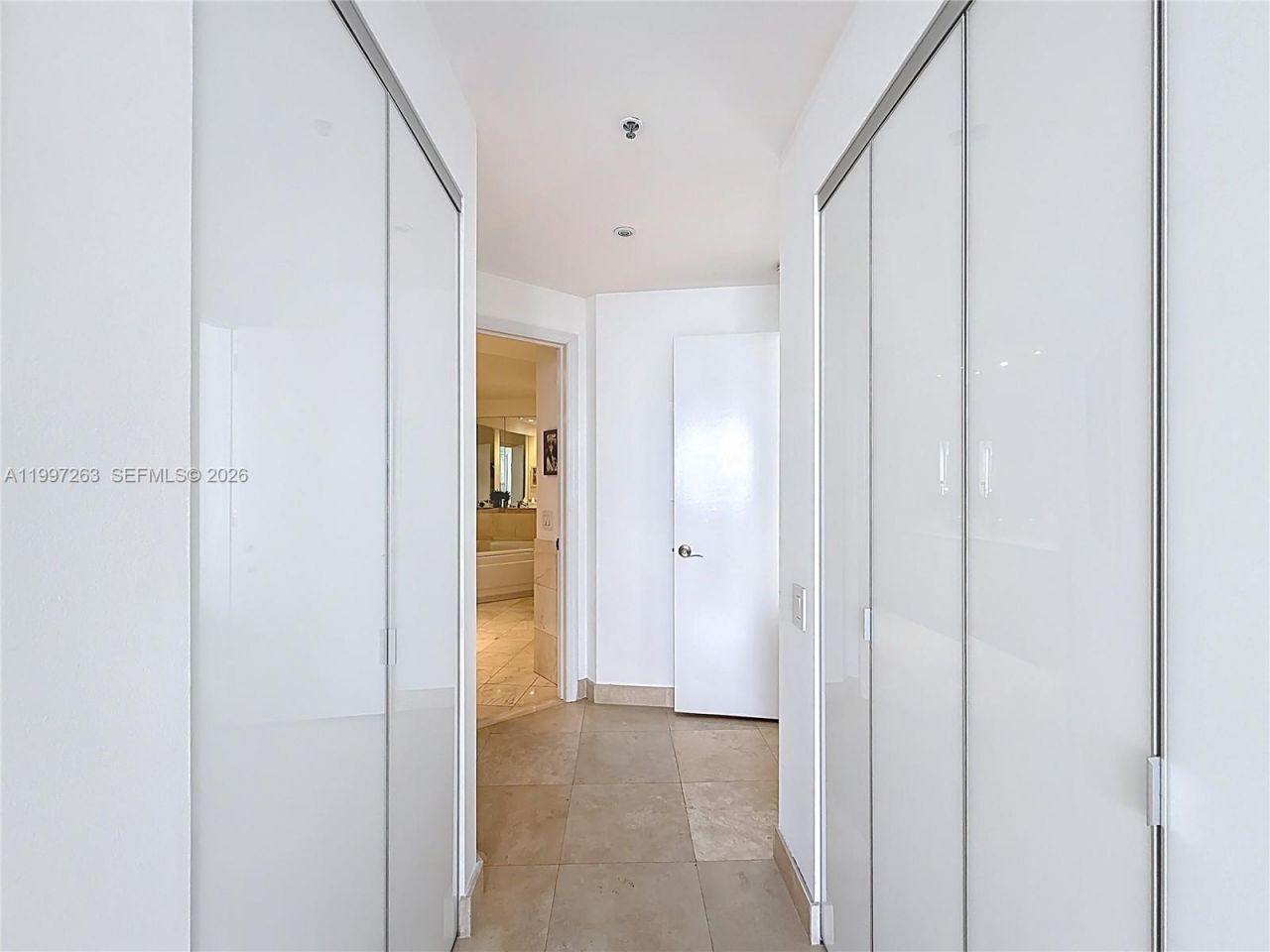 808 Brickell Key Dr, Unit 2002, Miami, FL 33131 Photo