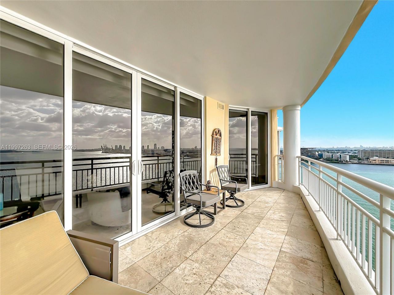 808 Brickell Key Dr, Unit 2002, Miami, FL 33131 Photo