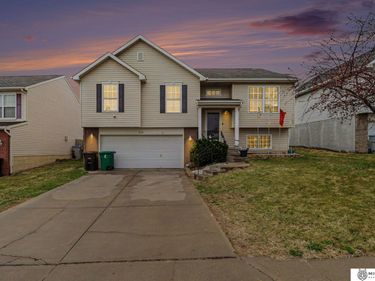 8773 Kimball Street, Omaha, NE 68122