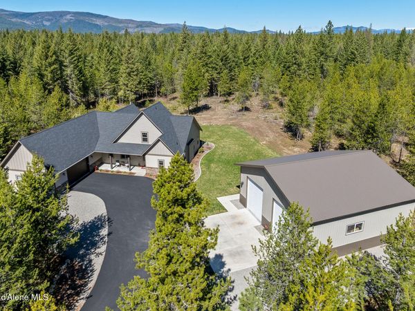 545 Peacock Ln, Spirit Lake, ID 83869