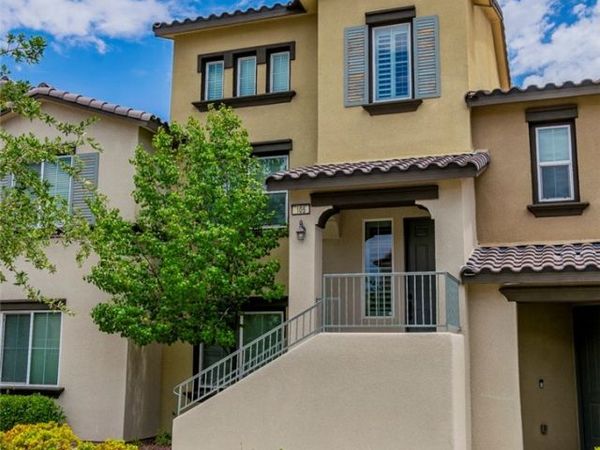 1560 Plaza Centre Drive , Unit 105, Las Vegas, NV 89135