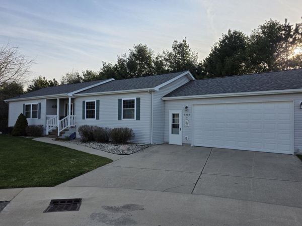 1412 Westwind Lane, Fremont, MI 49412