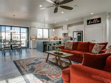 410 Melba Street, Unit 1, Dallas, TX 75208