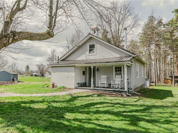 3742 Oakmount Road, Bloomfield, NY 14469