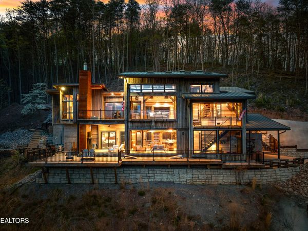 780 Laurel Lake Circle, Madisonville, TN 37354