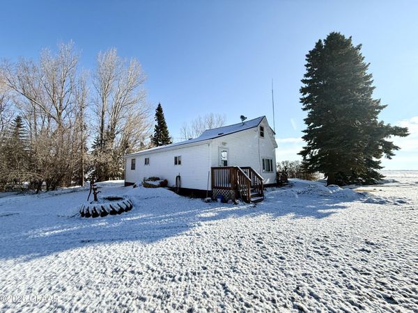 10825 109TH AVE Avenue NE, Langdon, ND 58249