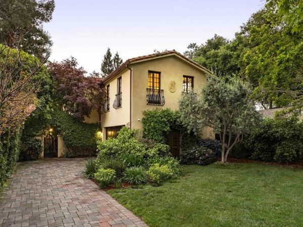 1932 Emerson Street, Palo Alto, CA 94301
