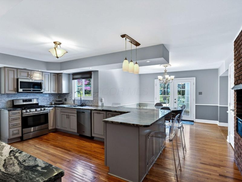 2433 Brookwood Road, Columbus, OH 43209 Photo 14