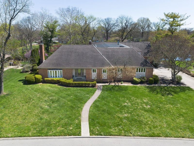 2433 Brookwood Road, Columbus, OH 43209 Photo 2