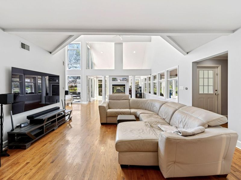 2433 Brookwood Road, Columbus, OH 43209 Photo 20