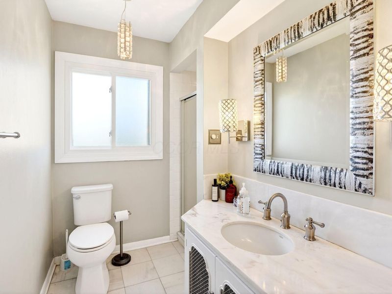 2433 Brookwood Road, Columbus, OH 43209 Photo 28