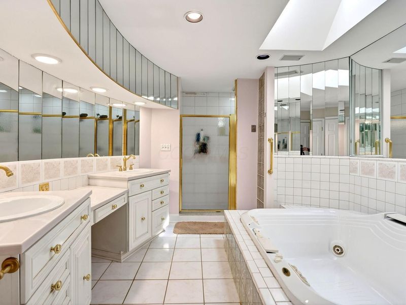 2433 Brookwood Road, Columbus, OH 43209 Photo 43