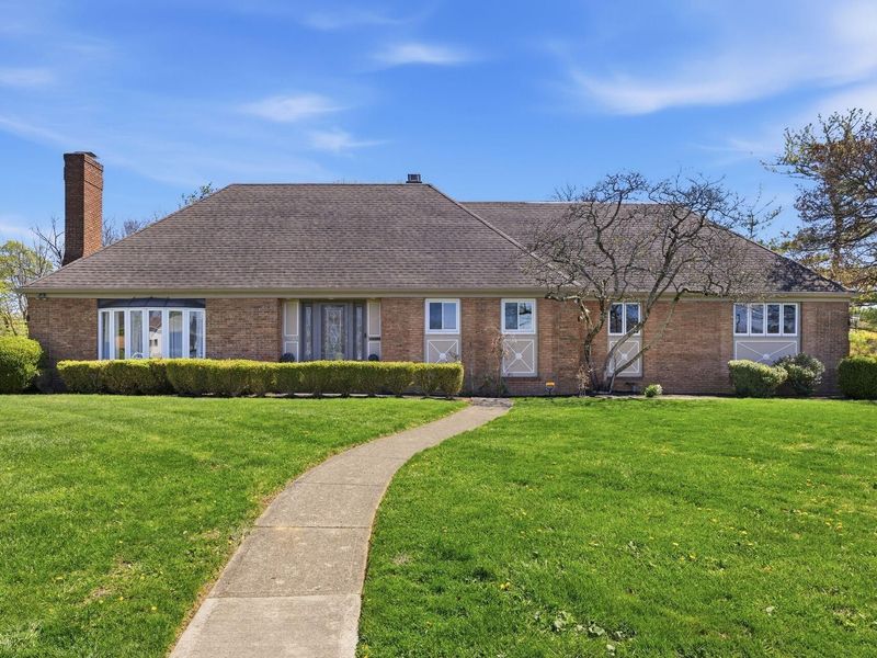 2433 Brookwood Road, Columbus, OH 43209 Photo 5