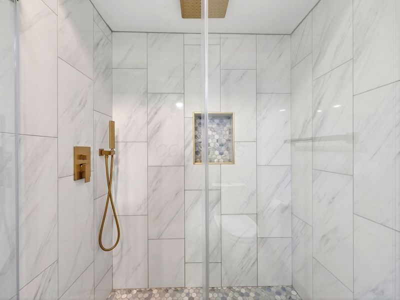 2433 Brookwood Road, Columbus, OH 43209 Photo 58