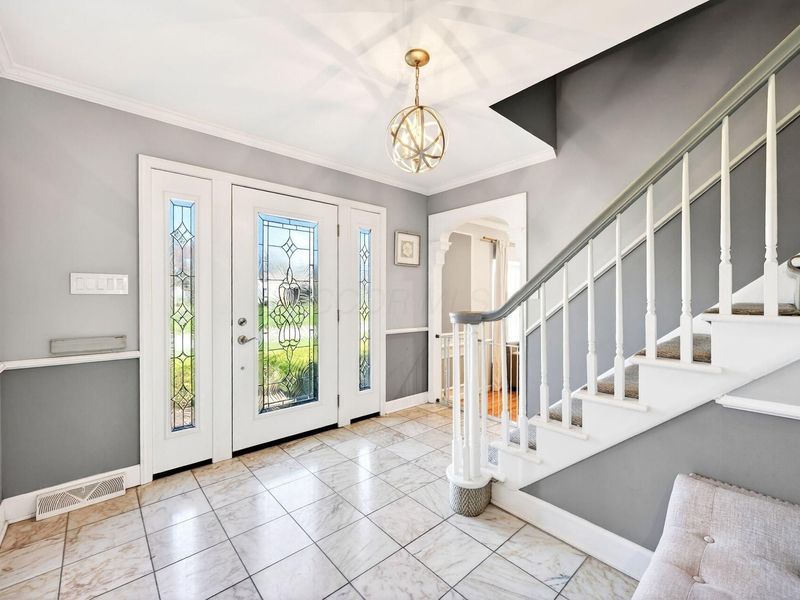 2433 Brookwood Road, Columbus, OH 43209 Photo 6