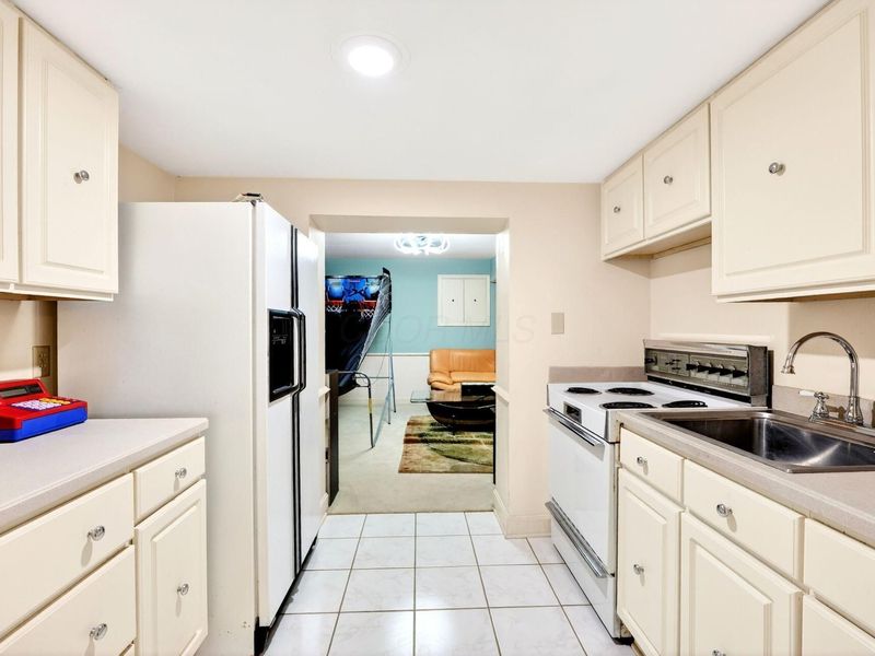 2433 Brookwood Road, Columbus, OH 43209 Photo 66