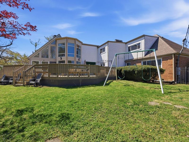 2433 Brookwood Road, Columbus, OH 43209 Photo 77