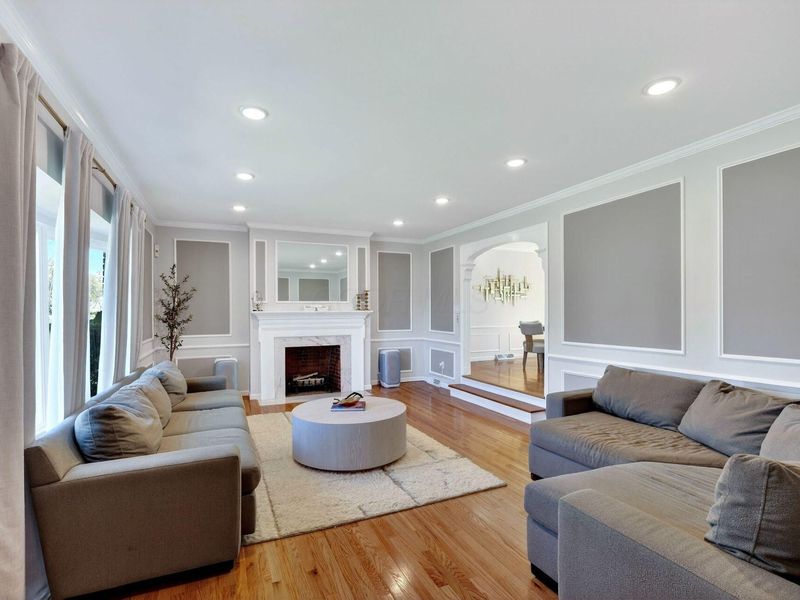 2433 Brookwood Road, Columbus, OH 43209 Photo 8