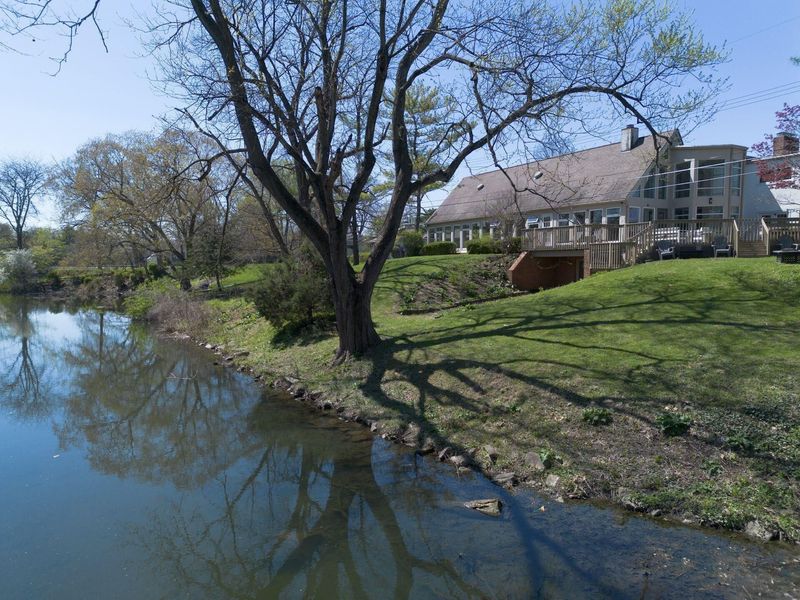 2433 Brookwood Road, Columbus, OH 43209 Photo 95