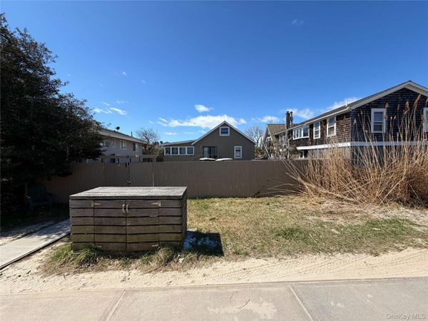 9 Seneca Street , Ocean Bay Park, NY 11706