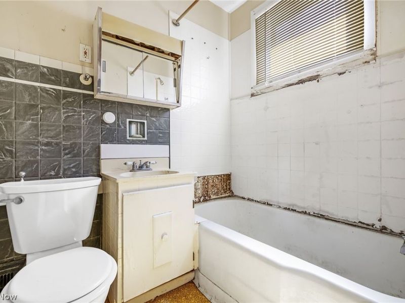 817 Harvard Street , Akron, OH 44311 Photo 15