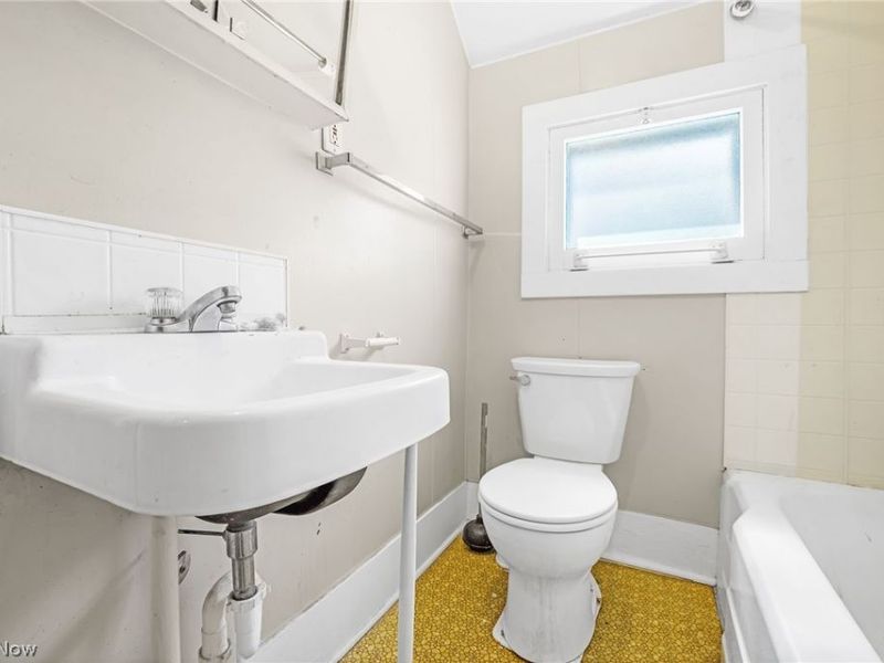 817 Harvard Street , Akron, OH 44311 Photo 24