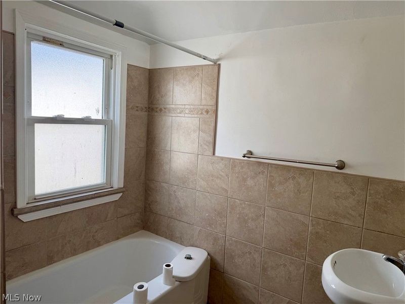 3813 E 143rd Street , Cleveland, OH 44128 Photo 11