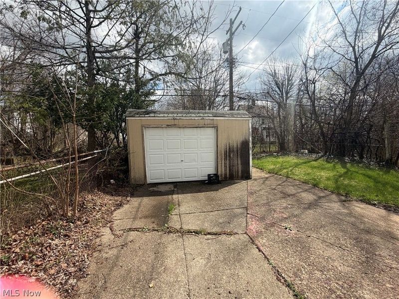 3813 E 143rd Street , Cleveland, OH 44128 Photo 16