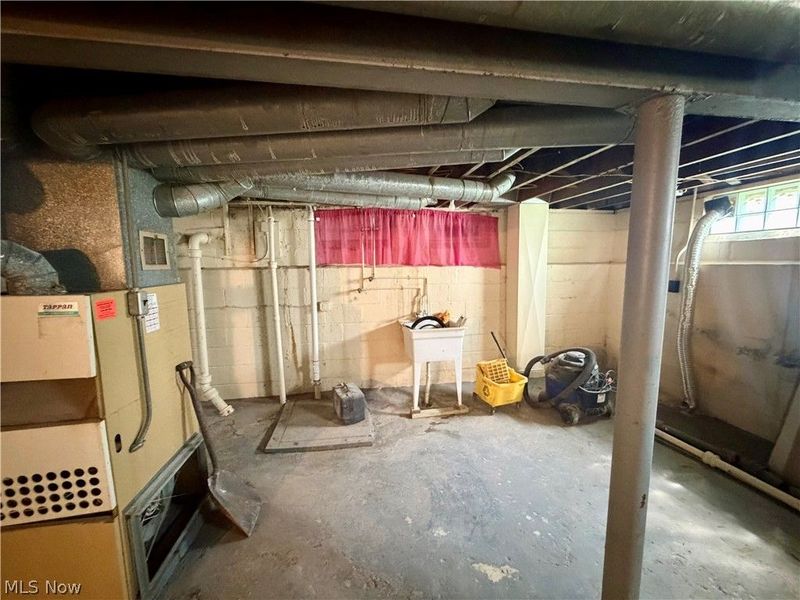 3813 E 143rd Street , Cleveland, OH 44128 Photo 21