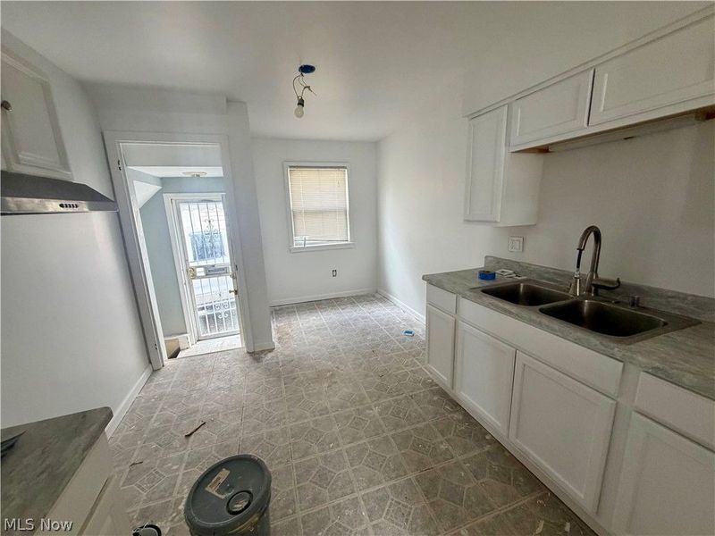 3813 E 143rd Street , Cleveland, OH 44128 Photo 4