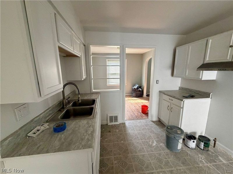 3813 E 143rd Street , Cleveland, OH 44128 Photo 5