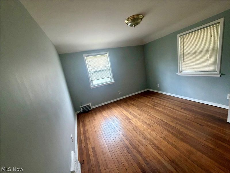 3813 E 143rd Street , Cleveland, OH 44128 Photo 9