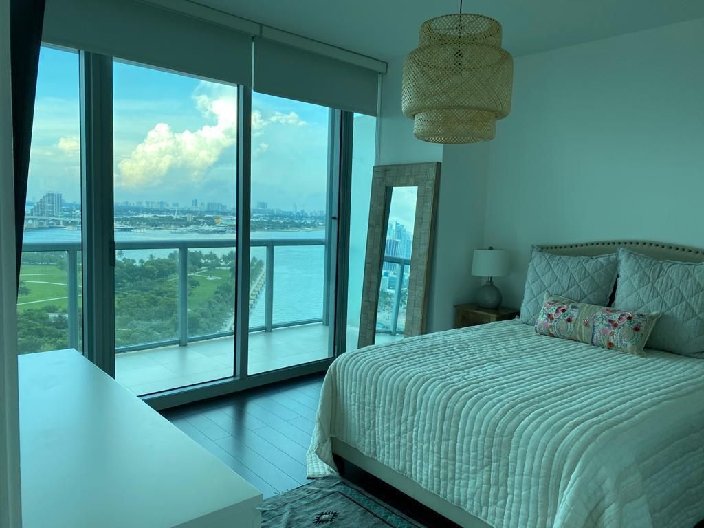 888 Biscayne Boulevard, Unit 1611, Miami, FL 33132 Photo