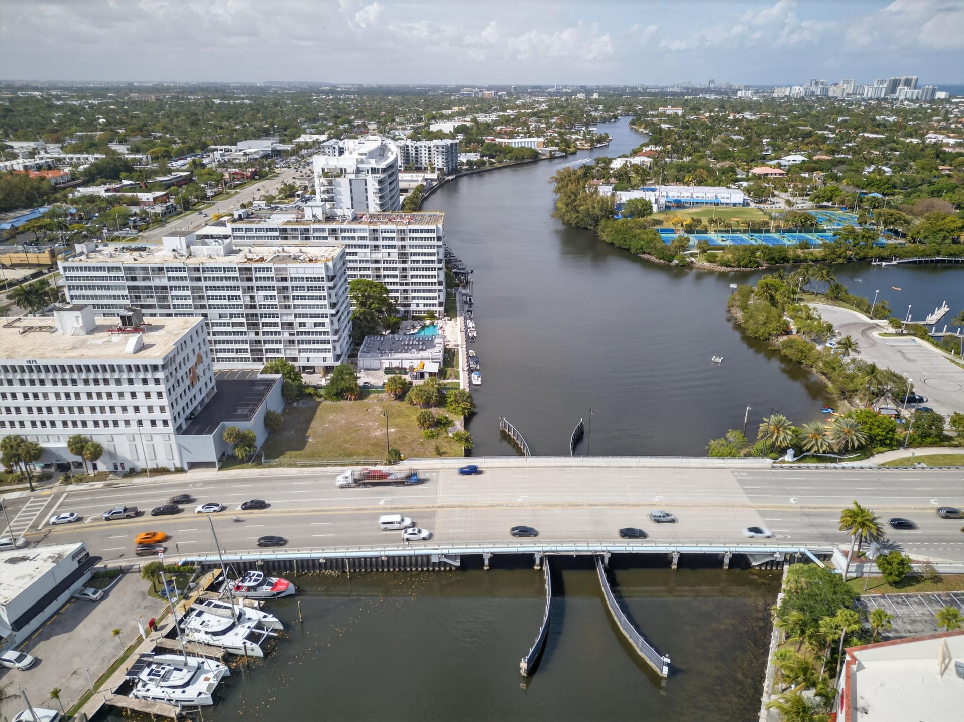 1170 N Federal Highway, Unit 411, Fort Lauderdale, FL 33304 Photo