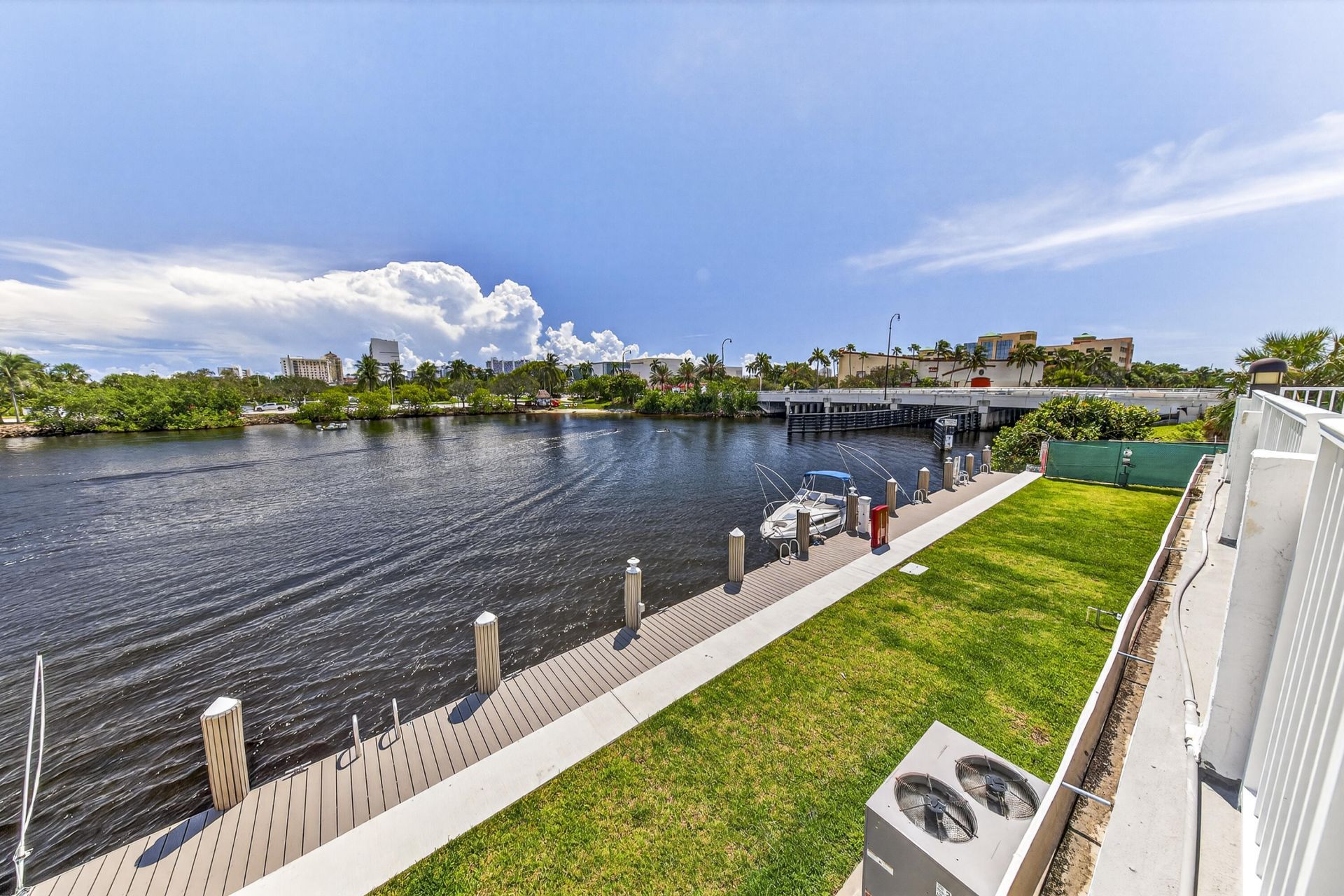 1170 N Federal Highway, Unit 411, Fort Lauderdale, FL 33304 Photo