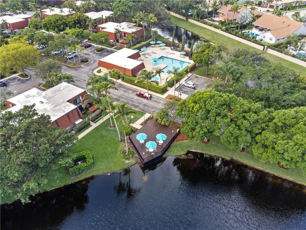 9951 NW 6th Court, Plantation, FL 33324 Photo