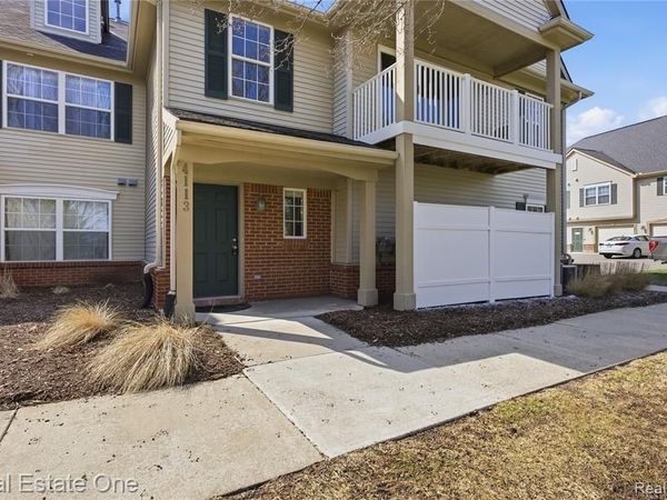 4113 Hampton Ridge Boulevard, Genoa Twp, MI 48843